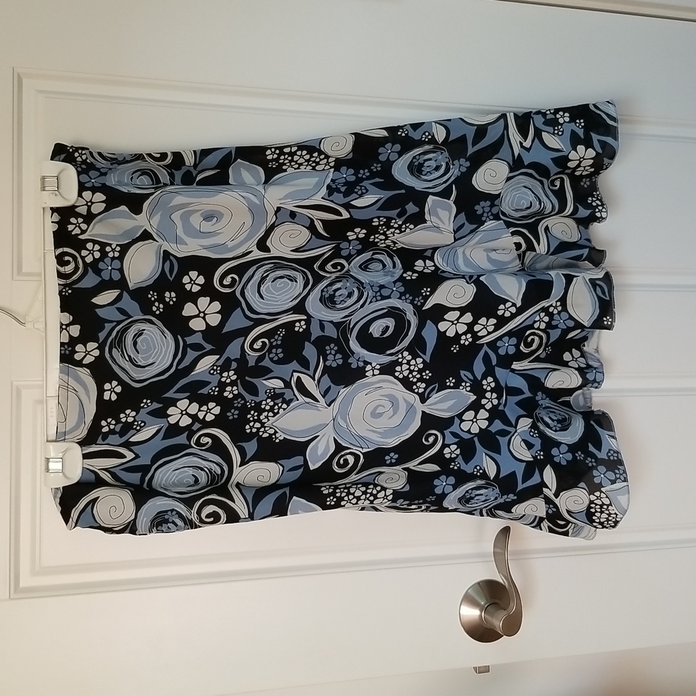 Worthington Blue Flower Skirt
